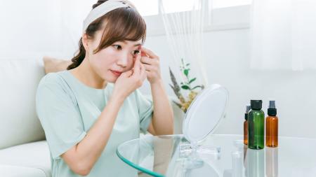 コンタクトレンズの切り替えについての消費者調査 コンタクトレンズの切り替えについての消費者調査