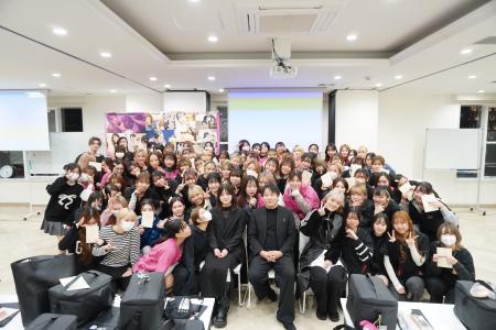 メンズメイク検定：2級団体受験プログラムを実施