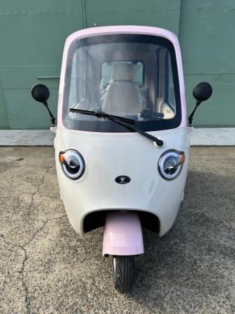 【ビークルファン】人気三輪EV、「coffret」に限定カ