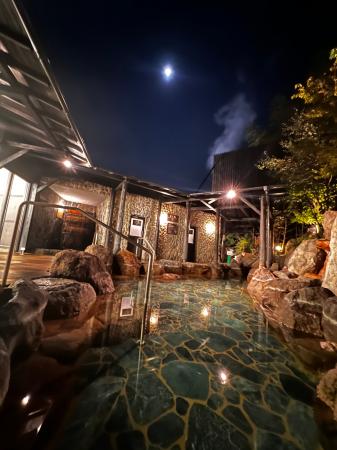 別府で“肌が変わる温泉旅”を。明礬温泉×ひょうたん温