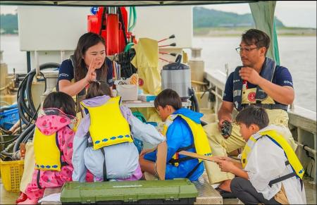 県内在住の外国籍のご家族向け　地元の特産品・海苔を