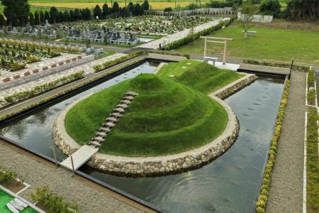 話題の前方後円墳型のお墓「竹田式古墳墓」がふるさと