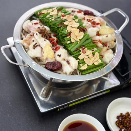 【牛恋ロゴ入り“特製鍋”プレゼント】焼肉店『牛恋』が