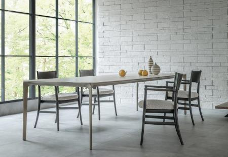 アルフレックスジャパン、「OUTLEX（アウトレックス）