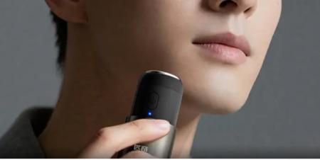 「小さくても本格派」カプセル型２in1電動シェーバー