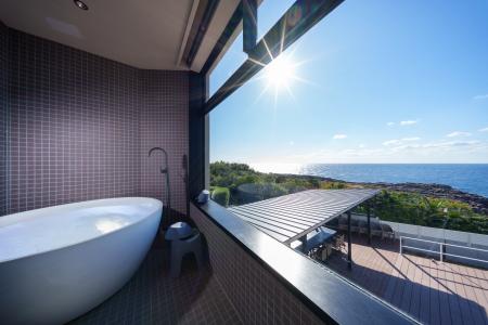 空と海の境界が溶け合うようなビーチを望むヴィラが誕 空と海の境界が溶け合うようなビーチを望むヴィラが誕