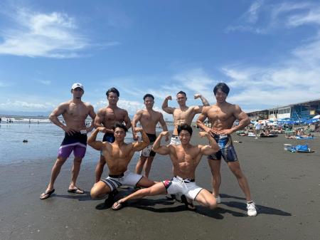 “マッチョ×介護士“株式会社ビジョナリーTikTokの公式