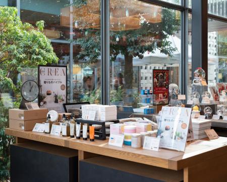 『CREA』初のPOP-UPショップが代官山 蔦屋書店に登場