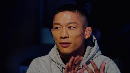 生放送でプリンセス天功が過去に埋めた埋蔵金の発掘に 生放送でプリンセス天功が過去に埋めた埋蔵金の発掘に