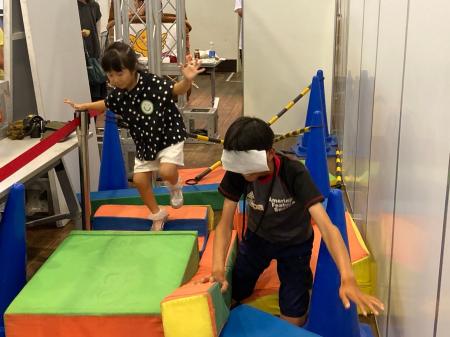 楽しく、5分で災害避難を体験！！