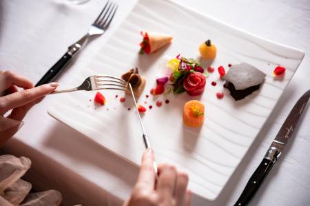 【びわ湖大津プリンスホテル】花言葉はあなたに出会え