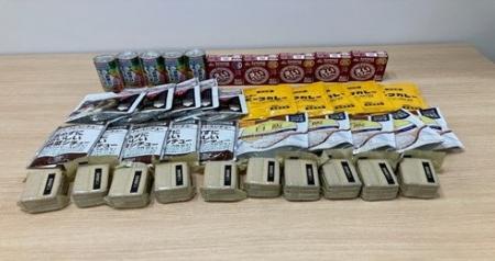 フードロス削減のため災害用備蓄食料品を寄付しました