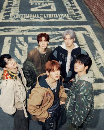 NOWZ『EVERGLOW』米ビルボードのスタッフ・ピック「20