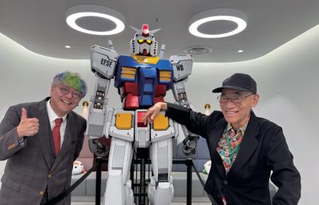 雑誌スタイルの紙メディア『Tropic（トロピック）』が