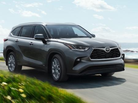 US TOYOTA製のミドルサイズ3列シート仕様のSUV「ハ...