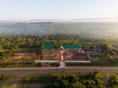 ラオスに8校目のミダススクールが完成し、竣工式を開