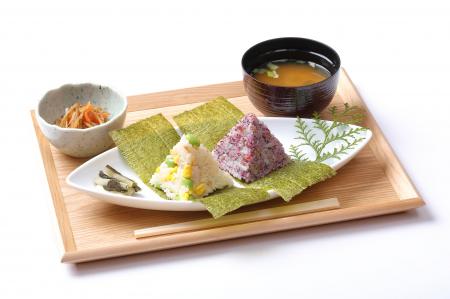 【埼玉県長瀞町】宝登山山頂レストハウス、大規utf-8