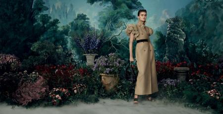 マックスマーラ、クレイグ・マクディーン撮りおろしに