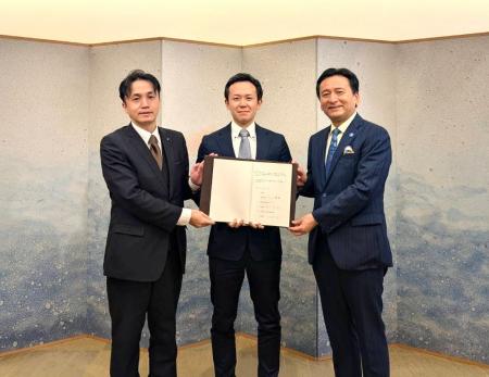NPO法人AYA佐賀県進出協定を締結
