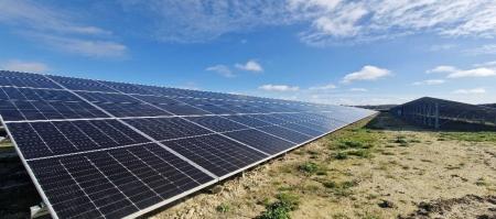 英国における太陽光・陸上風力発電所への事業参画につ
