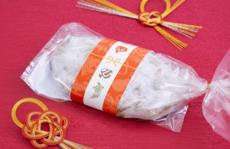 【お年賀シュトーレン】新年の贈り物に新提案　～クリ