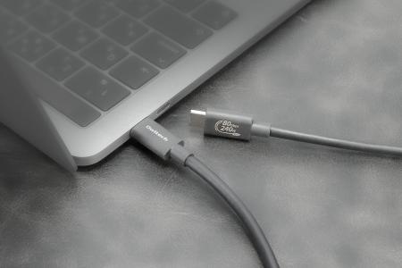 最大80Gbpsの超高速データ転送に対応したUSB Type-C t