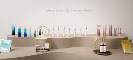 約9万人をノーファンデーションの素肌に導いた「ドク