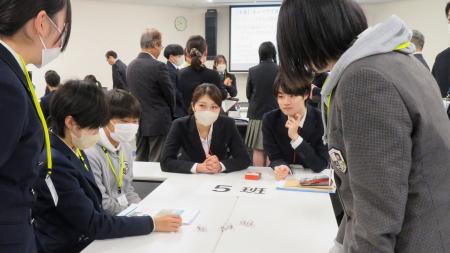 全国初「学部・大学院7年一貫」で次世代のリーダー教