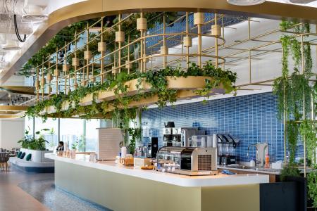 「働く人のウェルビーイングを支える空間」BLUE FRONT