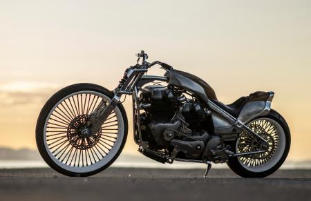 ロイヤルエンフィールド公式カスタムプロジェクトカス