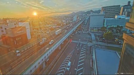 全国各地の初日の出・初詣スポットの模様をライブ配信