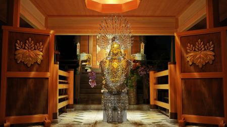 ＜ギネス世界記録認定＞ステンドグラス製甲冑　名古屋