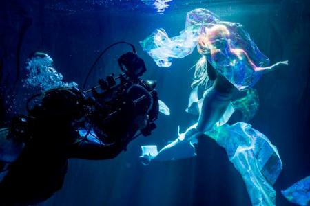 【創業2周年】水中演出専門会社が語るなぜ日本では水