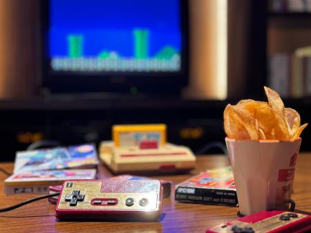 ブラウン管のテレビでファミコンを！ウブな気持ちと大