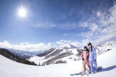 関越道「塩沢石打IC」からわずか1分！「舞子スノーリ