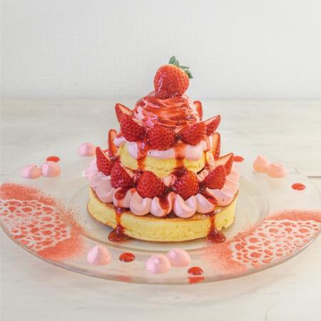いちごを本気で楽しむ、至福のプレミアムパンケーキ！