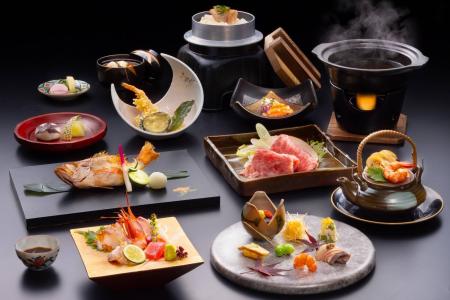 【新春☆親孝行旅のススメ】うまいもん×湯めぐり×山中