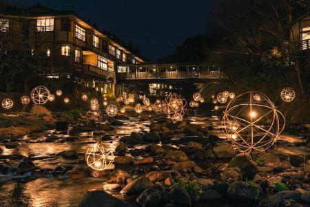 【熊本・黒川温泉】冬の風物詩「湯あかり」が2025年12