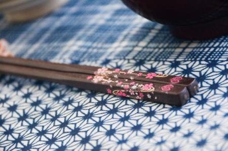 100年の歴史を感じる特別な一膳。早乙女の桜並木の伐