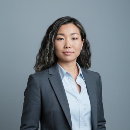 カスタマークラウド、国際事業・文化外交分野の専門人