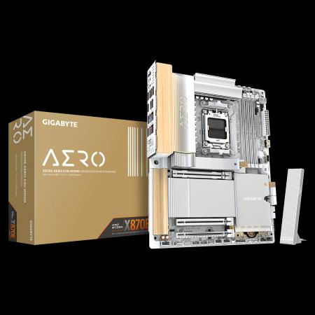 GIGABYTE より、AMD X870E チップセット搭載 木目調 A GIGABYTE より、AMD X870E チップセット搭載 木目調 A