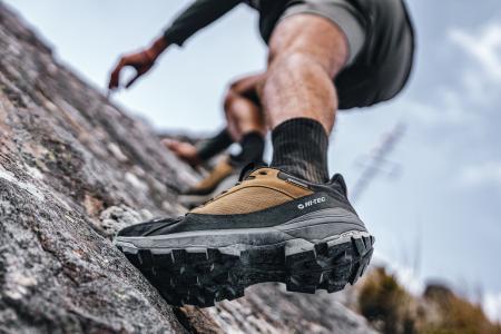 「HI-TEC」トレッキングコレクション「HIKE-TEC」より