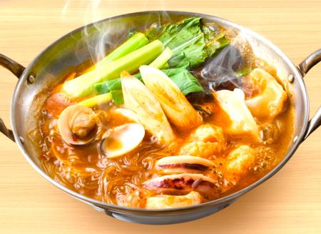 磯丸の冬の風物詩!「鍋祭」第二弾 海鮮麻辣湯鍋が新 磯丸の冬の風物詩!「鍋祭」第二弾 海鮮麻辣湯鍋が新