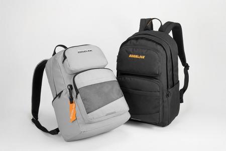 スケートボードの躍動感をモチーフにデザインした、大 スケートボードの躍動感をモチーフにデザインした、大