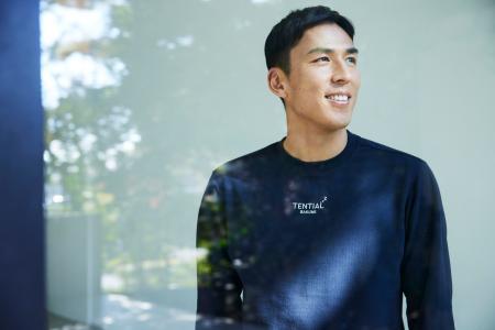 TENTIAL、欧州で活動するサッカー指導者・長谷部誠氏