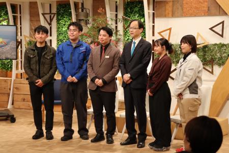 若手社会人として描く“大分のその先”――佐藤知事との対