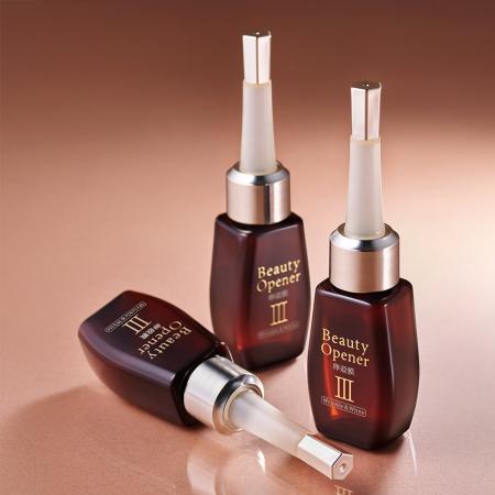 日本で一番売れている*¹「卵殻膜*²エキス配合美容液」