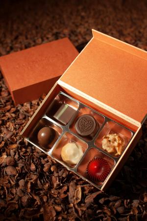 【RAMS CHOCOLATE】北海道のバラやじゃがいも、ベルギ