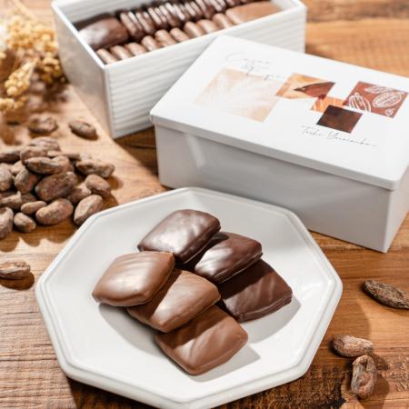 「トシ・ヨロイヅカ」新宿伊勢丹サロンデュショコラで 「トシ・ヨロイヅカ」新宿伊勢丹サロンデュショコラで