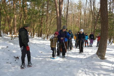 ガイド付きで安心「スノーシュー体験ツアー」参加者募